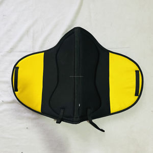 Almohadilla de sillín de malla de diseño personalizado de la mejor calidad con logotipo OEM con forro de parche sintético polar - Product Image 1