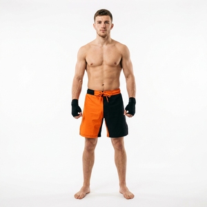 Shorts de sport MMA personnalisés de qualité supérieure, légers, pour la lutte, longueur courte, taille mi-haute, entraînement, 100% polyester, séchage rapide - Product Image 3