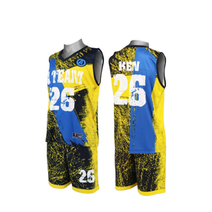 2025 ensemble d'uniformes de basket-ball sportif hommes personnalisés OEM débardeurs 100% Polyester respirant maillot de football bas quantité minimale de commande tricoté tissage - Product Image 3