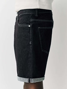 Shorts en jean vintage pour homme, délavé clair, taille mi-haute, coupe droite, en coton, décontracté, respirant, écologique, avec poches et surpiqûres - Product Image 4