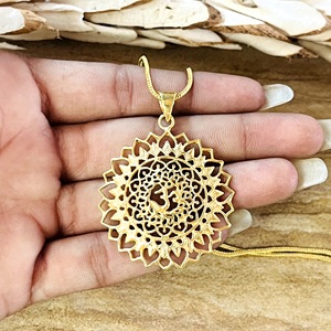 Collar de filigrana de latón con diseño bohemio de moda, colgante Om, joyería étnica para mujer, chapado en oro de 18k, loto mandala, para venta al por mayor OEM ODM - Product Image 2