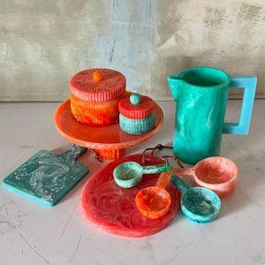 Jarra Moderna de Resina para Vino y Cerveza, Gran Capacidad, Ecológica, Apta para Lavavajillas, Diseño Colorido para Fiestas - Product Image 4