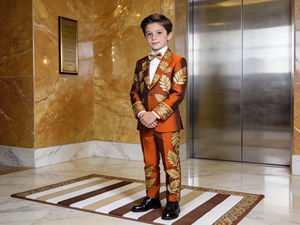 Conjunto de Traje Bordado Color Granate para Niños con Detalles en Hojas Doradas – Esmoquin Formal para Bodas y Fiestas Infantiles - Product Image 4