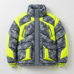 Chaqueta Acolchada de Camuflaje Digital para Hombre, Chaqueta de Invierno Acolchada, Verde Neón, Gris, Negro, con Bolsillos Utilitarios Aislados, Chaqueta para Exteriores - Product Image 6