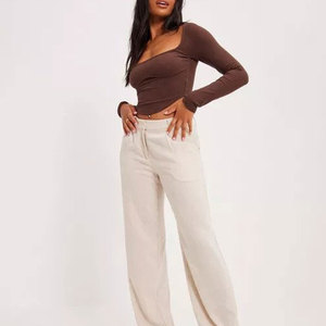 Haut court à manches longues pour femme en coton et polyester de couleur unie, nouvelle collection en ligne, prix bas, article très demandé - Product Image 4