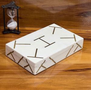 Boîte à bijoux en MDF incrusté de résine et d'os fait à la main avec logo personnalisé écologique pour les femmes à des fins de cadeaux disponibles en vrac - Product Image 1