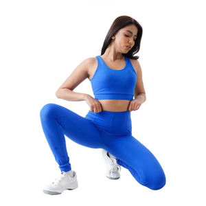Commandez dès maintenant des leggings de fitness pour femmes à taille haute personnalisés, en tissu extensible, pour le yoga, la gym, les entraînements et les activités sportives - Product Image 4