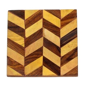 Sous-verre carré en résine écologique avec logo personnalisé 10 cm décoration de table en bois de manguier ensemble de vente en gros pour les occasions de bar à domicile - Product Image 1