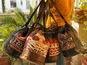 กระเป๋าหนังหูรูดของผู้หญิง,กระเป๋าสะพายไหล่ผ้าแจ็คการ์ดแฮนด์เมดมีสไตล์ - Product Image 4