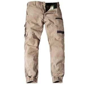 Pantalones de Trabajo Reflectantes de Alta Visibilidad Color Caqui para Hombre, Poliéster Resistente a la Abrasión, Múltiples Bolsillos, Estilo Utilitario - Product Image 1