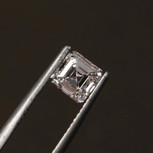 เพชร G Color Asscher Lab Grown 10 กะรัต VS2 รับรองโดย IGI CVD 3EX คุณภาพการเจียระไนเยี่ยม ผู้จัดจำหน่ายสำหรับตัวแทนจำหน่ายเพชรและผู้นำเข้าเพชรระดับโลก - Product Image 2