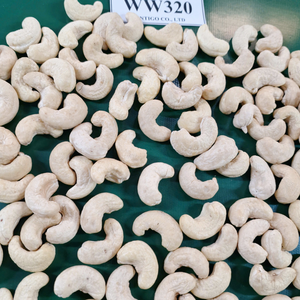 Offre Spéciale : Noix de Cajou Entières en Vrac SANTIGO – Faible MOQ - Product Image 1