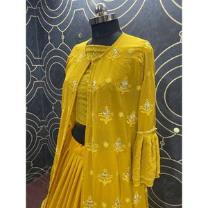 ชุดปาร์ตี้ผ้าจอร์เจียแบบเย็บปักด้วยสีเหลืองโคติ - Product Image 3