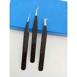 Pinzas de Acero Inoxidable de Alta Precisión con Punta Suave para Extensiones de Pestañas, para Conjuntos de Pestañas Impecables - Product Image 1