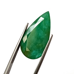 Esmeralda Zambiana Natural de 13.45 Quilates, Facetada, Corte Pera, Piedra Preciosa Suelta - Product Image 2