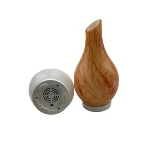 Diffuseur d'huiles essentielles et humidificateur en verre élégant et coloré (design collier) - Product Image 5