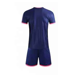 Tenue d'entraînement de football en deux pièces par sublimation, service OEM, uniforme de football pour le marché mondial des vêtements de sport. - Product Image 6