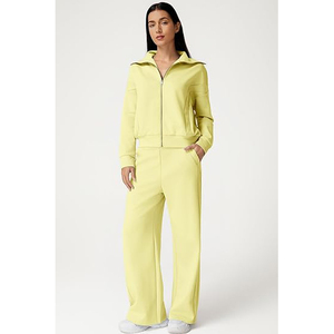 Ensemble de survêtement décontracté pour femme avec col en dentelle, veste à col montant et pantalon de jogging en mélange coton-polyester, touche féminine - Product Image 3