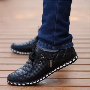 Chaussures en cuir pour hommes, baskets blanches légères et respirantes, chaussures de conduite à bout pointu, chaussures d'affaires pour hommes, collection automne - Product Image 1
