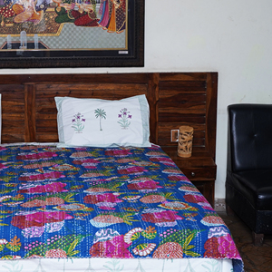 Colcha Kantha india hecha a mano con estampado floral, manta reversible de algodón, colcha vintage de patchwork para el hogar y hoteles - Product Image 5