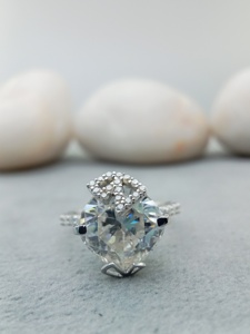 D'VINS JEWELS Bague de fiançailles et de mariage tendance en forme de coussin, taille brillante, or rose rempli, couleur D blanc, certifiée, avec diamant de laboratoire - Product Image 2