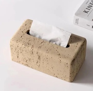 Caja de pañuelos rectangular de travertino beige, soporte de pañuelos de piedra, estuche decorativo para servilletas de encimera para uso en el hogar, hoteles y decoración. - Product Image 1