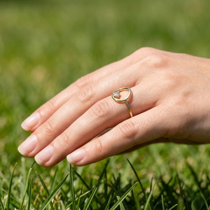 Bague de fiançailles romantique en or jaune 14 carats avec diamant de laboratoire taille brillant de 0,51 carat certifié IGI pour femme, anniversaire, mariage - Product Image 6