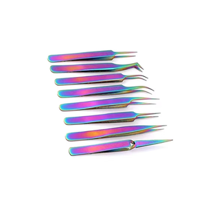 Juego de 8 Pinzas para Pestañas de Acero Inoxidable Duradero con Punta Suave y Estuche con Cierre para Uso Preciso en Cejas - Product Image 2