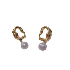 Nouvelles boucles d'oreilles pendantes de style européen et américain de la famille Miao, perle naturelle, diamant d'eau, simple, élégante, tendance - Product Image 5