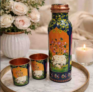 Botella de Agua Hecha a Mano de Cobre Puro con Acabado de Esmalte Rosa, Recipiente de Cobre con Ranuras Verticales, Vaso Metálico sin Juntas - Product Image 4