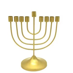 Candélabre en métal contemporain à 9 bras, porte-bougie élégant, décoration intérieure - Product Image 4