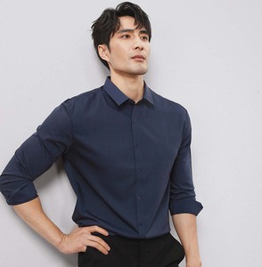 Chemises décontractées respirantes pour hommes, coupe confortable et décontractée, imprimé rayé, Kemeja Pria Lengan Panjang pour le travail - Product Image 5