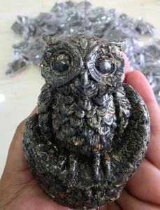 Pierre de pyrite originale, cristal d'orgonite hibou lunaire pour la chance et la prospérité, décoration intérieure, ornement de manifestation - Product Image 3