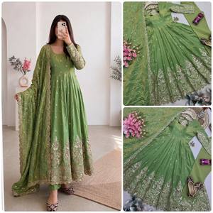 Hermoso vestido Anarkali con bordado de lentejuelas, Salwar Kameez para mujer, vestido étnico indio pakistaní, vestido abaya, vestido pakistaní - Product Image 5