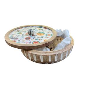 Boîte à chapati classique en bois naturel faite à la main, très demandée, résistante à l'humidité, avec couvercle rabattable, compatible lave-vaisselle, récipient alimentaire de cuisine - Product Image 3