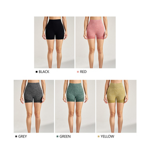 Shorts de yoga tricotés taille haute couleur unie pour femme – Respirants, en Spandex et Nylon, pour le sport et l'entraînement – Gris, Rouge, Noir, Vert - Product Image 1