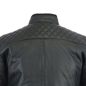 Fabricante de Ropa Personalizada OEM, Chaquetas de Cuero Negras Extra Grandes de Alta Calidad con Botones, Chaqueta de Cuero Estilo Bomber para Hombre - Product Image 6