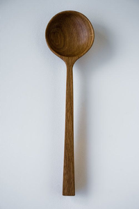 Cuchara de madera natural de excelente calidad, cuchara de madera para servir sopa en la cocina, de Barkah Star - Product Image 2