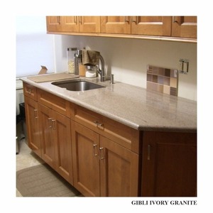 Losas de Granito Duradero Gibli Ivory, Superficie de Granito Resistente para Pisos de Alto Tráfico y Aplicaciones Arquitectónicas - Product Image 3