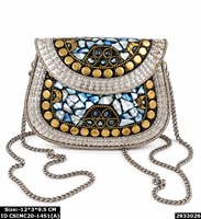 Pochette de soirée de luxe pour femme avec motif floral en mosaïque, ornée d'un cadre métallique, idéale pour mariages et soirées
