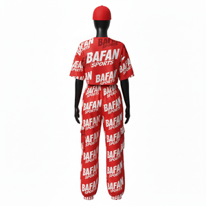 Conjunto de top corto y pantalón para mujer, tela elástica suave de poliéster y spandex de alta calidad, 180 GSM, estampado completo. Conjuntos para mujer. - Product Image 2