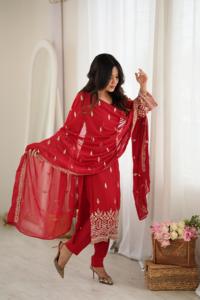 Accesorios de Vestimenta, Ropa Étnica Regional, Traje de Georgette Sintético con Cuentas y Lentejuelas, Pantalón Elástico, Dupatta Detallada (HK 86) - Product Image 3