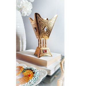 Porte-encens en métal finition laiton premium pour cadeaux de mariage, décoration intérieure, méditation, yoga et bien-être spirituel - Product Image 1