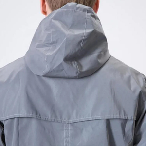Veste coupe-vent à capuche de haute qualité, fournisseur de vêtements de sport, prix abordable, vestes coupe-vent athlétiques de performance en plein air, résistantes aux déchirures - Product Image 4