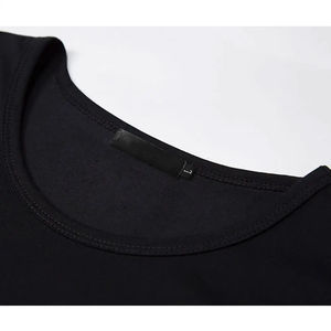 T-shirt unisexe 100% coton, haute qualité, design personnalisé, coupe ample, imprimé avec des strass, services OEM, prix raisonnable, motif uni - Product Image 5