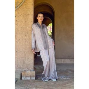 Vestido Kaftán de Seda Hecho a Mano con Diseño Tradicional de Estilo Real, Jacquard Suave, Cuello Alto, Largo hasta el Suelo, para Fiestas de Invierno y Verano - Product Image 5