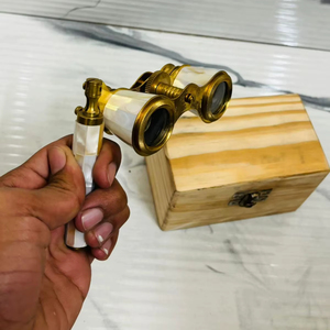 Gafas de Ópera Vintage de Latón y Binoculares de Nácar - Coleccionable de Teatro Hecho a Mano para el Día de la Tierra y Fiestas de Cumpleaños - Product Image 2