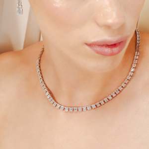 สร้อยคอเพชรทองคำขาว 18K - เครื่องประดับชั้นดี - Product Image 4