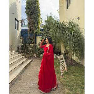 Hermoso Lehenga Choli de Algodón para Fiestas, Mejora tu Atuendo con una Dupatta de Regalo - Product Image 3