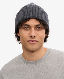 Nouvelle collection d'hiver, bonnet en tricot côtelé gris pour homme, 100% acrylique, tricoté à la main, couleur unie, bonnet d'hiver décontracté pour adultes - Product Image 4